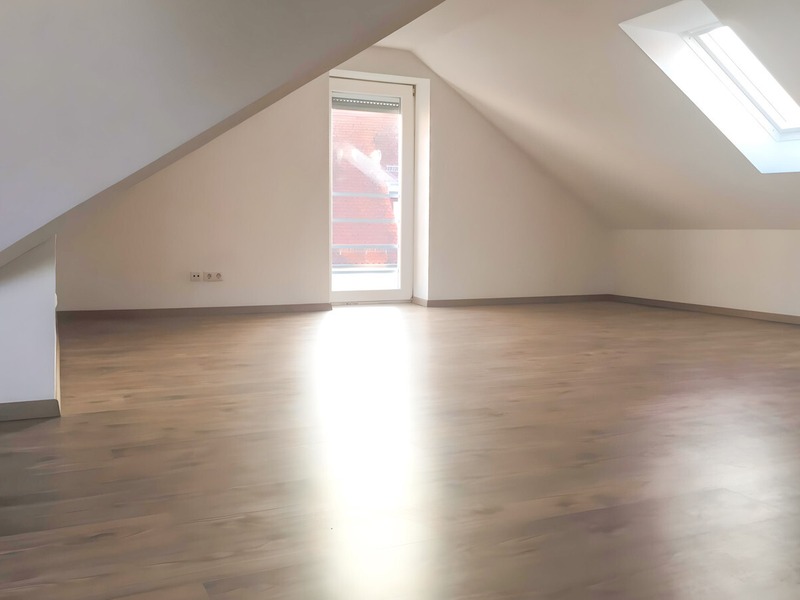 Charmante 3-Zimmer-Galeriewohnung mit Balkon in Augsburg-Oberhausen - Bild 11