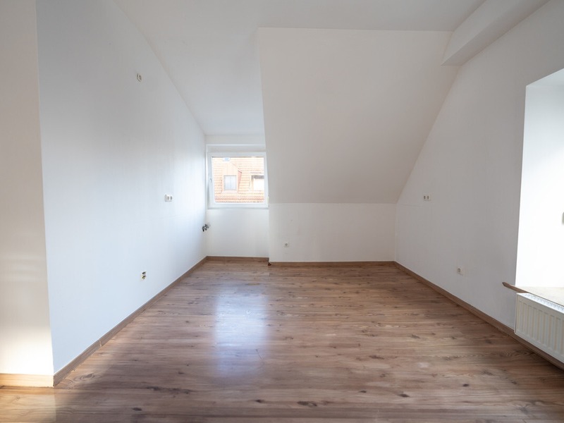 Helle 3-Zimmer-Galeriewohnung im modernisierten Altbau: Ihr Rückzugsort in Augsburg-Oberhausen - Bild 8