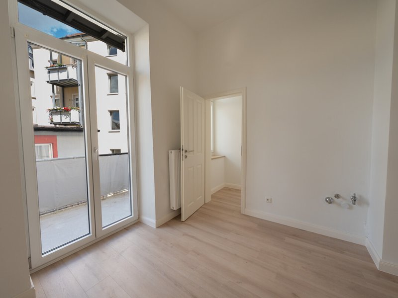 Stilvolle Eleganz in historischer Architektur – Erstbezug nach luxuriöser Kernsanierung - Bild 11