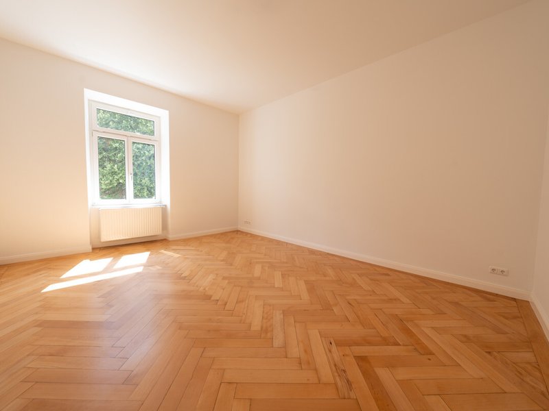 Stilvolle Eleganz in historischer Architektur – Erstbezug nach luxuriöser Kernsanierung - Bild 4