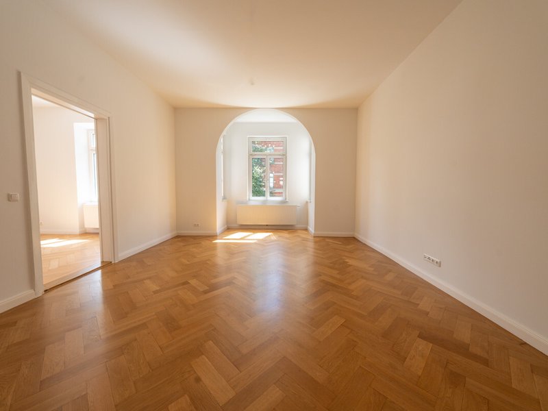 Stilvolle Eleganz in historischer Architektur – Erstbezug nach luxuriöser Kernsanierung - Bild 6