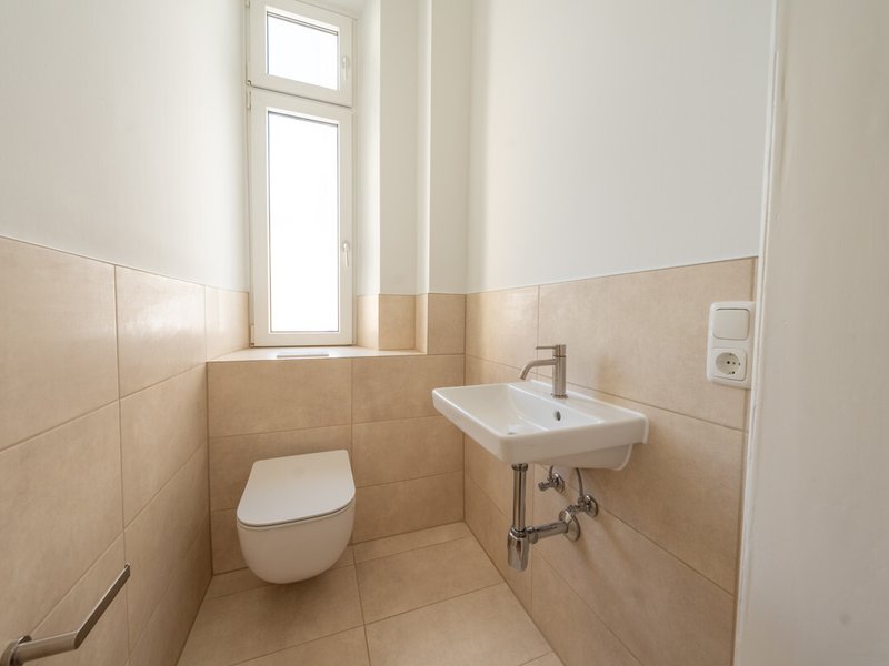 Stilvolle Eleganz in historischer Architektur – Erstbezug nach luxuriöser Kernsanierung - Bild 8