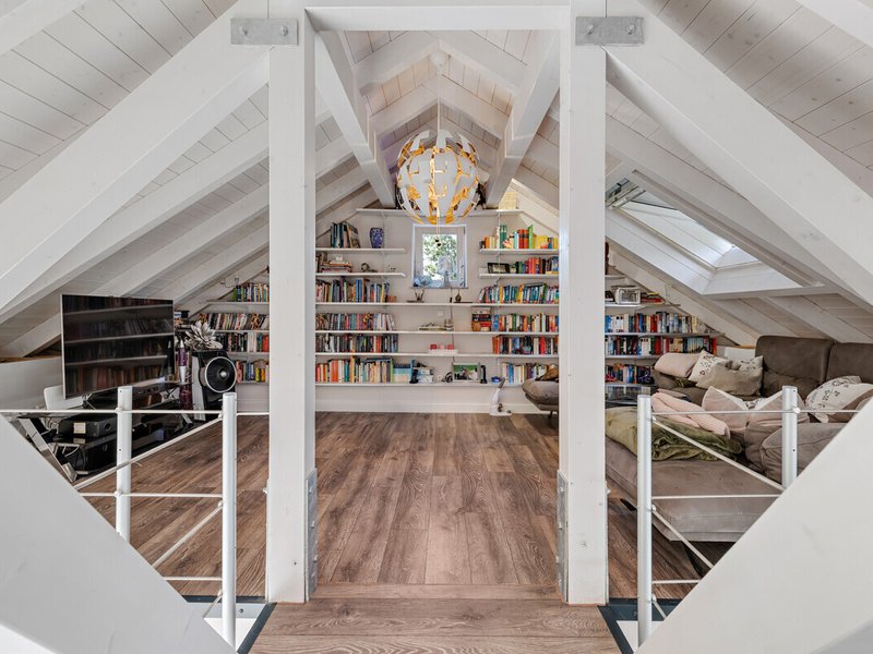 Exklusive Villa auf einzigartigem Grundstück in Affing - Bild 12