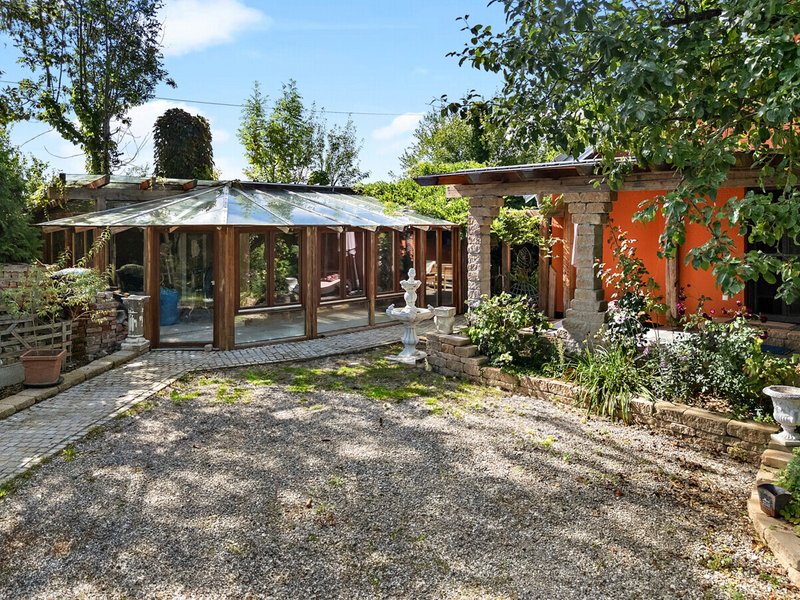 Exklusive Villa auf einzigartigem Grundstück in Affing - Bild 24