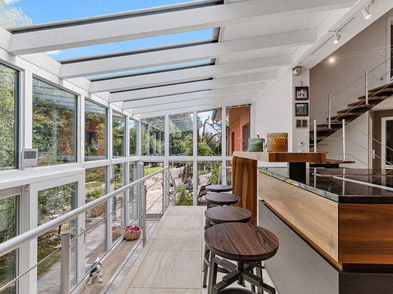 Exklusive Villa auf einzigartigem Grundstück in Affing - Bild 3