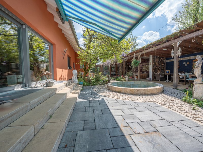 Exklusive Villa auf einzigartigem Grundstück in Affing - Bild 32