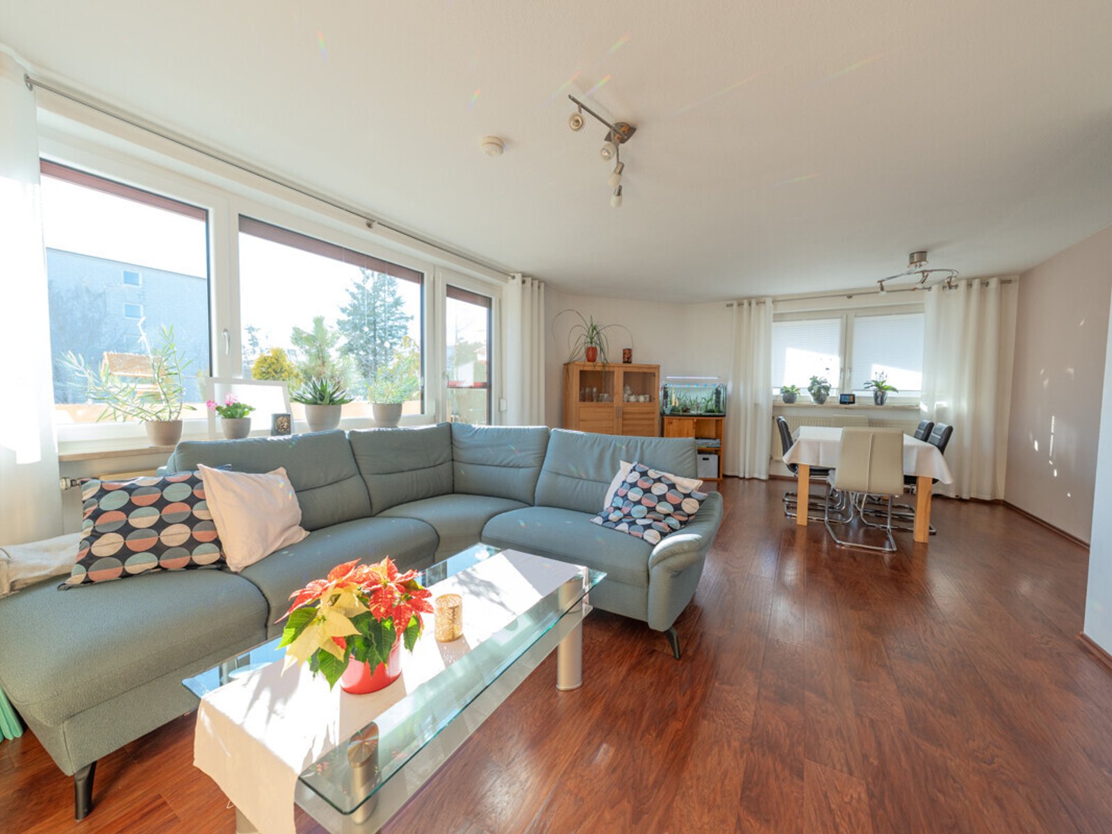 Gepflegte & großflächige 4-Zimmer-Wohnung mit großem Balkon in Kaufbeuren-Neugablonz zu verkaufen