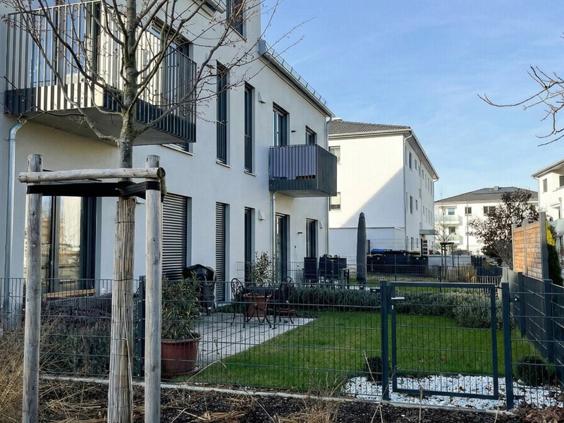 Neubau: Moderne & Lichtdurchflutete Gewerbefläche im Zentrum von Leitershofen zu vermieten - Bild 9