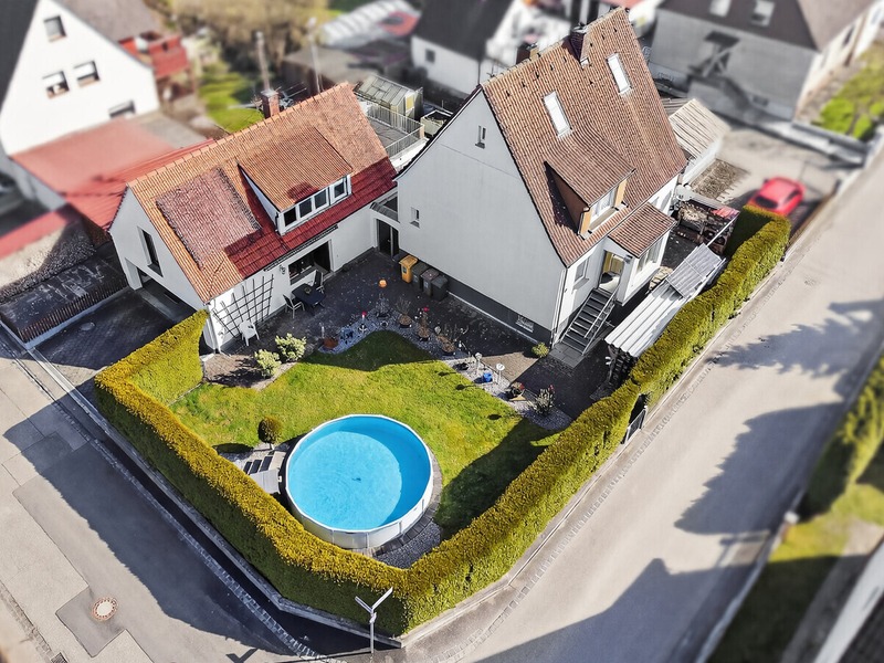 Einfamilienhaus mit Einliegerwohnung in Augsburg-Lechhausen