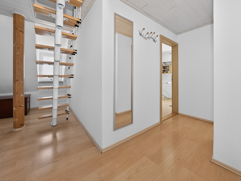 Einfamilienhaus mit Einliegerwohnung in Augsburg-Lechhausen