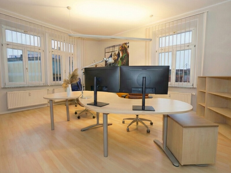 Repräsentative Bürofläche mit guter Anbindung - Bild 3