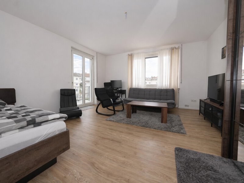 Renovierte Wohnung mit großer Dachterrasse in Neusäß zu vermieten - Bild 4