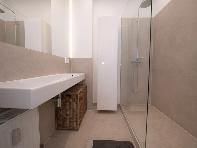 Renovierte Wohnung mit großer Dachterrasse in Neusäß zu vermieten - Bild 7