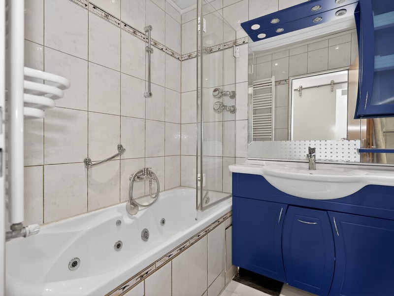 5-Zimmer-Wohnung mit zwei Balkonen und Münsterblick in Neu-Ulm - Bild 10