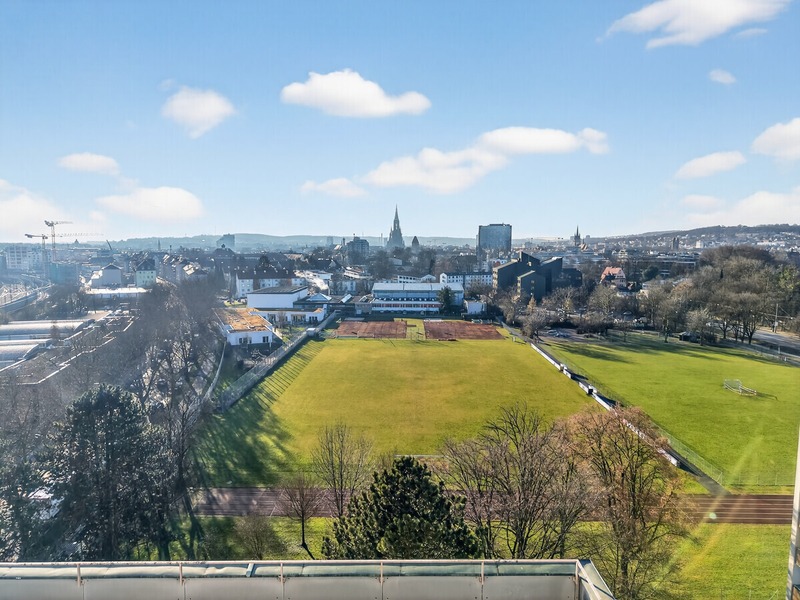 5-Zimmer-Wohnung mit zwei Balkonen und Münsterblick in Neu-Ulm - Bild 11