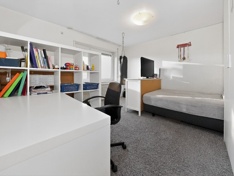 5-Zimmer-Wohnung mit zwei Balkonen und Münsterblick in Neu-Ulm - Bild 2