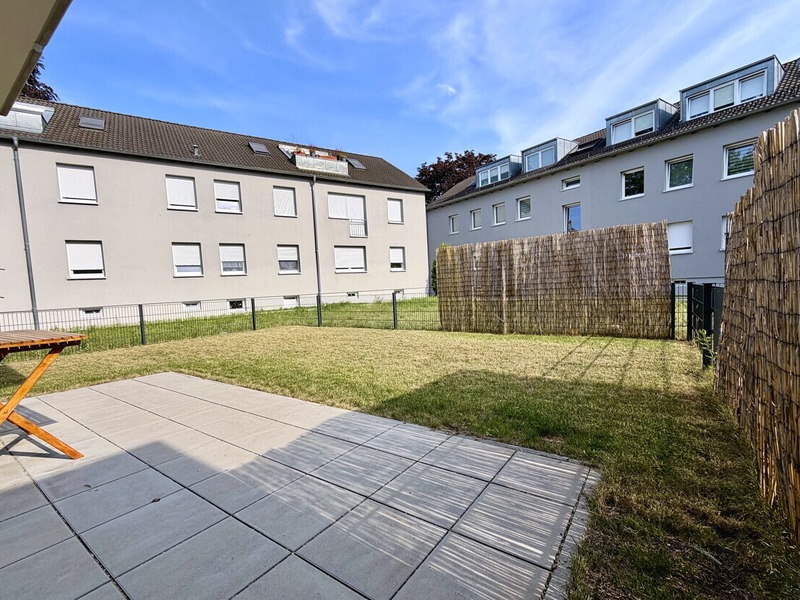 Neuwertige Erdgeschosswohnung mit Terrasse & Garten in Neusäß zu vermieten - Bild 4