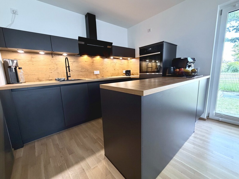 Neuwertige Erdgeschosswohnung mit Terrasse & Garten in Neusäß zu vermieten - Bild 7