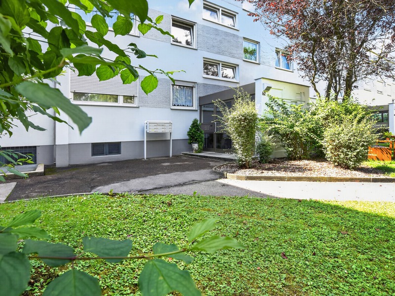 Helles Einzimmerapartment mit Loggia und Blick ins Grüne - Bild 15