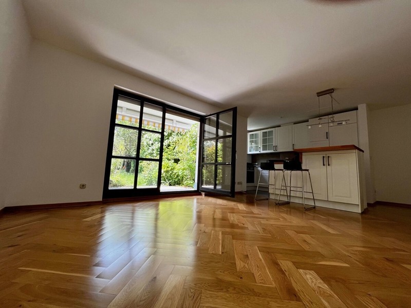 Charmante Erdgeschosswohnung mit großem Garten in Aubing zu vermieten