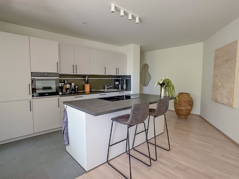 Großzügige 4-Zimmer-Wohnung mit Loggia im Antonsviertel - Bild 2