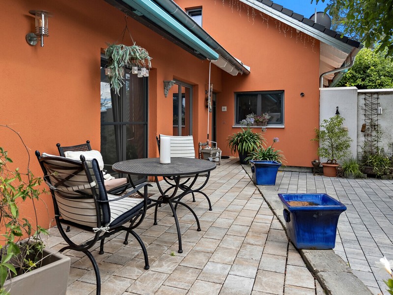 Exklusive Villa auf einzigartigem Grundstück in Affing - Bild 5