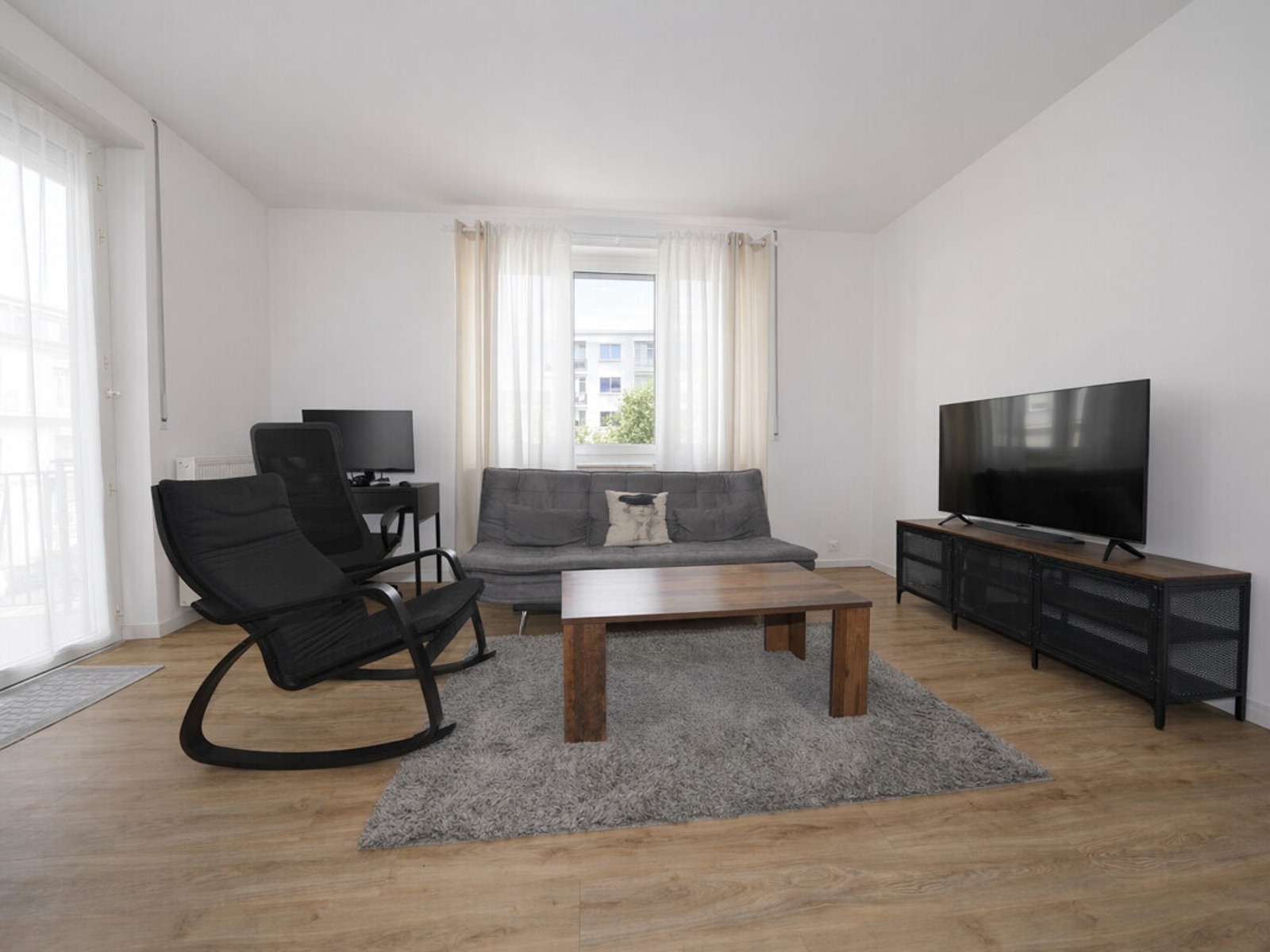 Renovierte Wohnung mit großer Dachterrasse in Neusäß zu vermieten