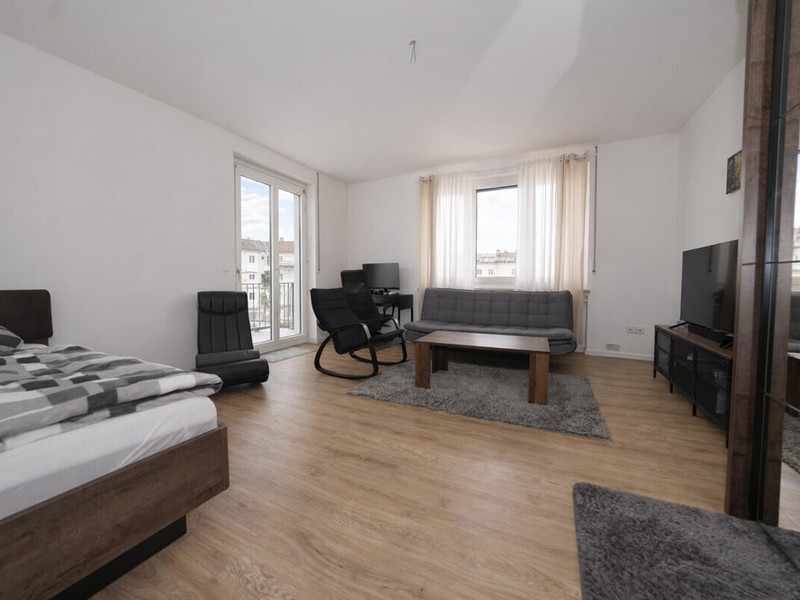 Renovierte Wohnung mit großer Dachterrasse in Neusäß zu vermieten - Bild 4