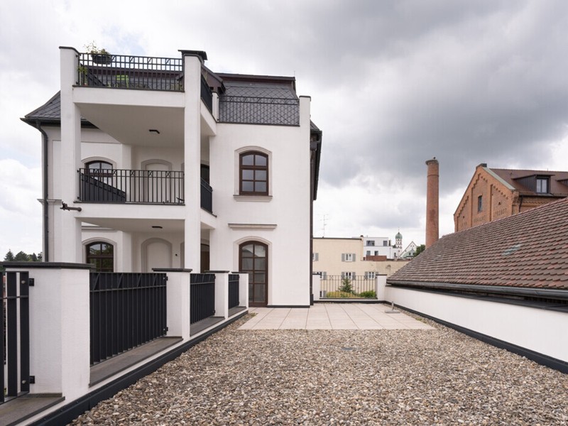 Exklusive Wohnung mit einzigartigem Ausblick und großer Dachterrasse