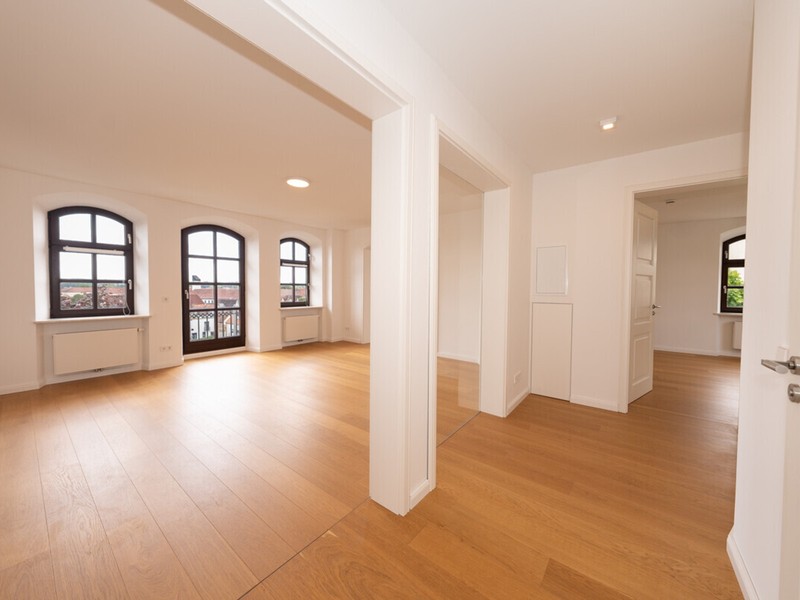 Exklusive Wohnung mit einzigartigem Ausblick und großer Dachterrasse - Bild 5