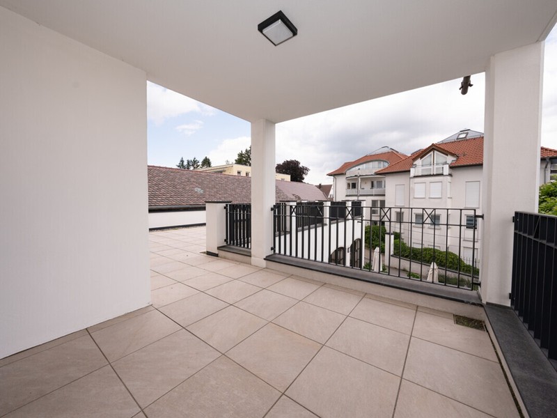 Exklusive Wohnung mit einzigartigem Ausblick und großer Dachterrasse - Bild 7