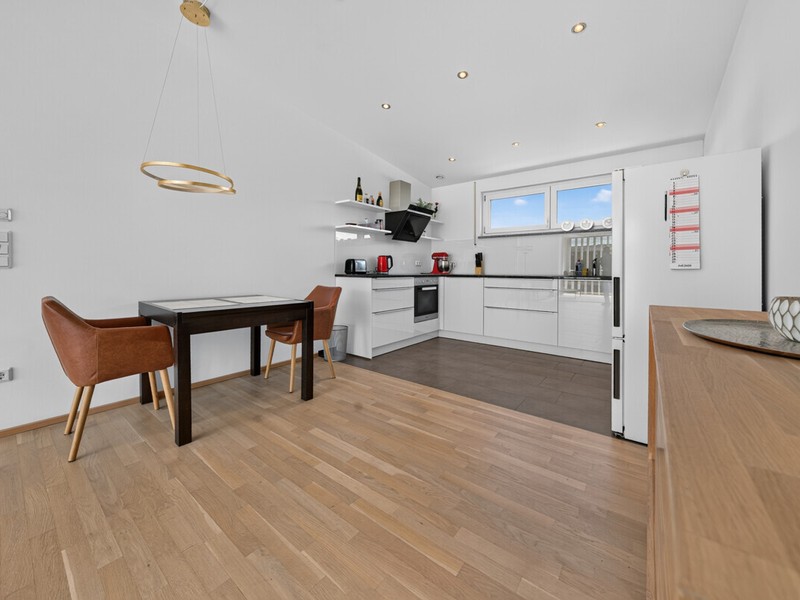 3-Zimmer-Dachterrassenwohnung im Sanddornpark mit kurzer Anbindung an die A8 - Bild 3